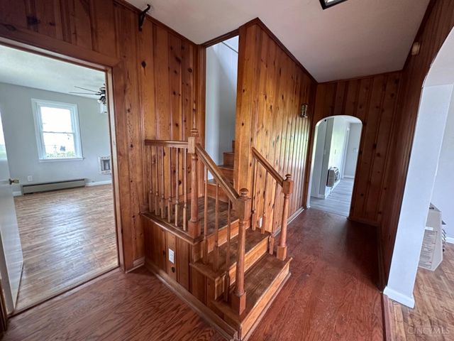 9 Sugar Street, Sinking Spring, OH 45172