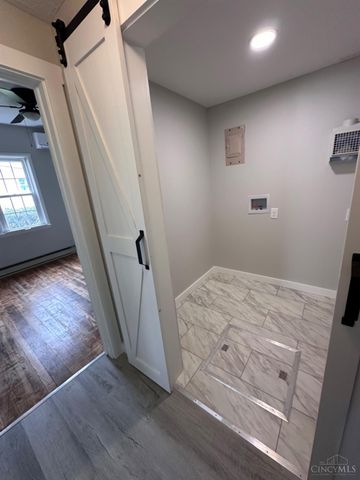 9 Sugar Street, Sinking Spring, OH 45172