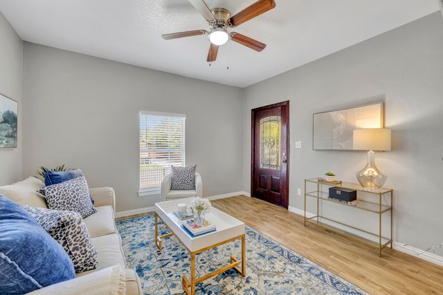 925 S Brighton Avenue, Dallas, TX 75208