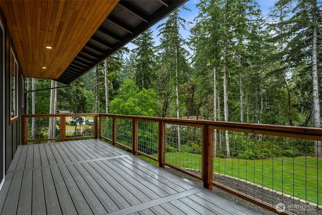 4311 E Mason Lake Dr W, Grapeview, WA 98546