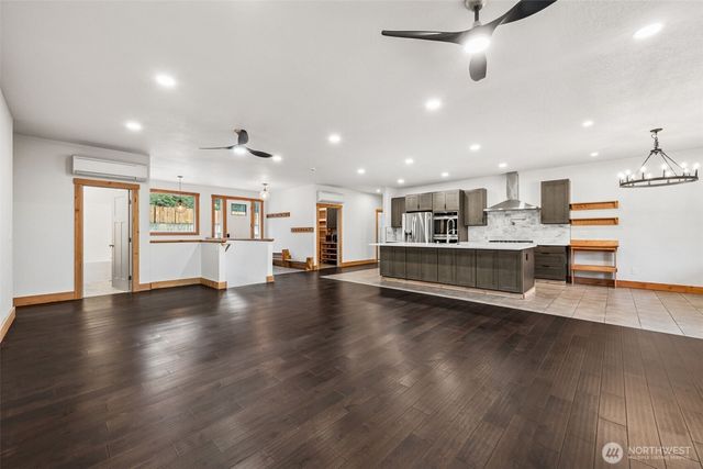 4311 E Mason Lake Dr W, Grapeview, WA 98546