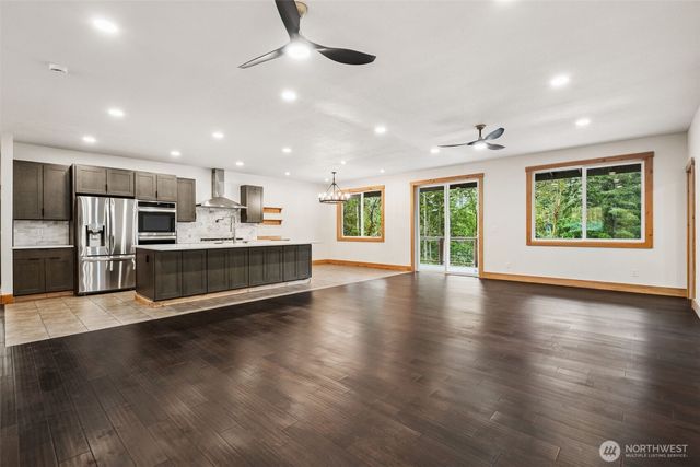 4311 E Mason Lake Dr W, Grapeview, WA 98546