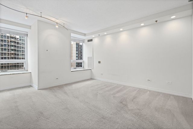 512 N McClurg Court 1410, Chicago, IL 60611