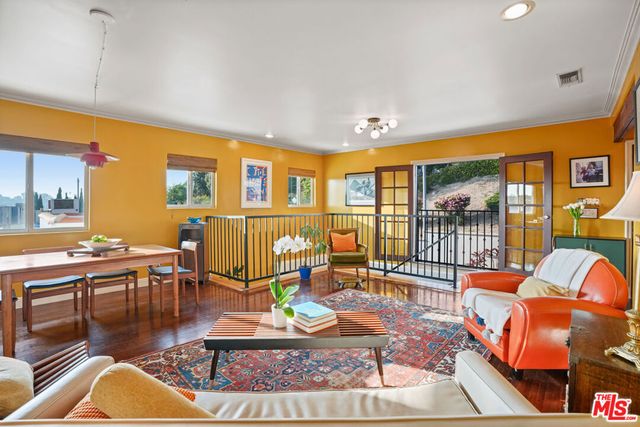 1326 Laveta Terrace, Los Angeles, CA 90026