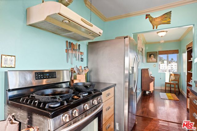 1326 Laveta Terrace, Los Angeles, CA 90026