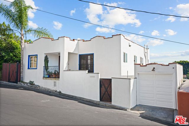 1326 Laveta Terrace, Los Angeles, CA 90026