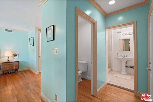 1326 Laveta Terrace, Los Angeles, CA 90026
