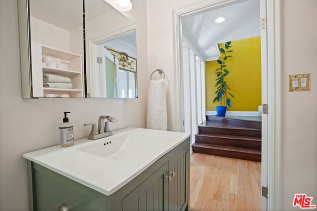1326 Laveta Terrace, Los Angeles, CA 90026