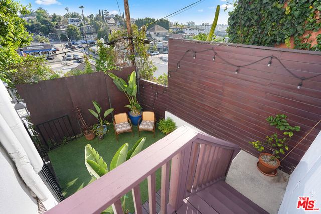 1326 Laveta Terrace, Los Angeles, CA 90026