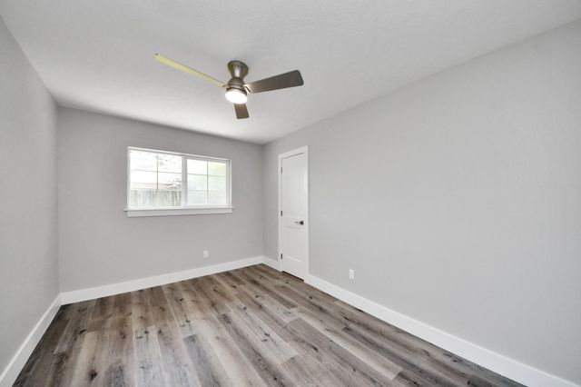 741 E Amherst Lane, Deer Park, TX 77536