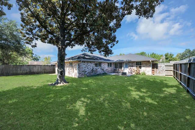 741 E Amherst Lane, Deer Park, TX 77536