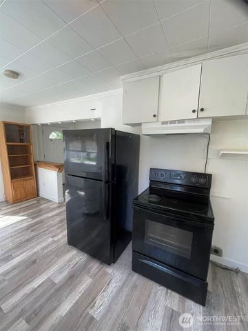 7727 47th Avenue NE, Marysville, WA 98270