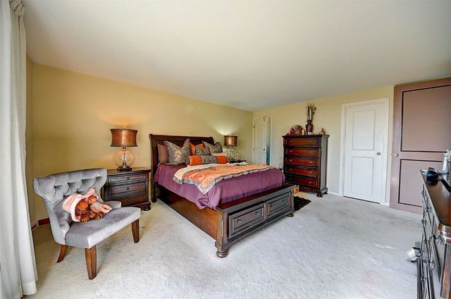 2222 1st Avenue NE 507, Cedar Rapids, IA 52402