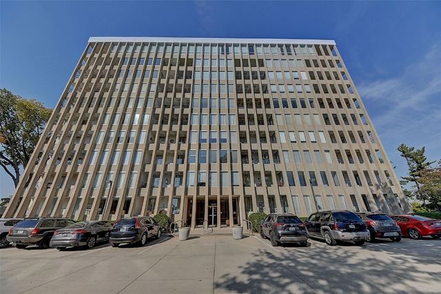 2222 1st Avenue NE 507, Cedar Rapids, IA 52402