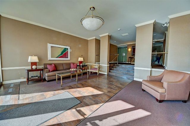 2222 1st Avenue NE 507, Cedar Rapids, IA 52402