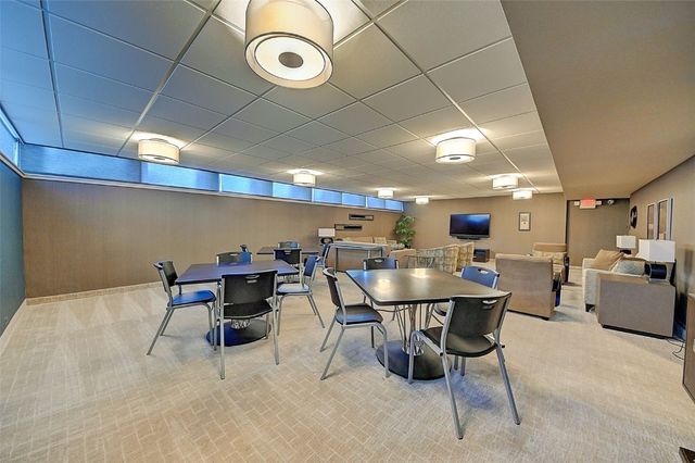 2222 1st Avenue NE 507, Cedar Rapids, IA 52402