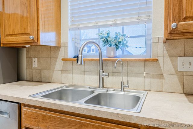 11400 E 102nd Street North, Owasso, OK 74055