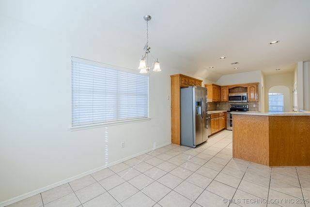 11400 E 102nd Street North, Owasso, OK 74055