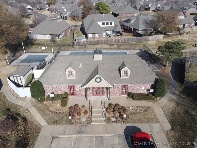 11400 E 102nd Street North, Owasso, OK 74055