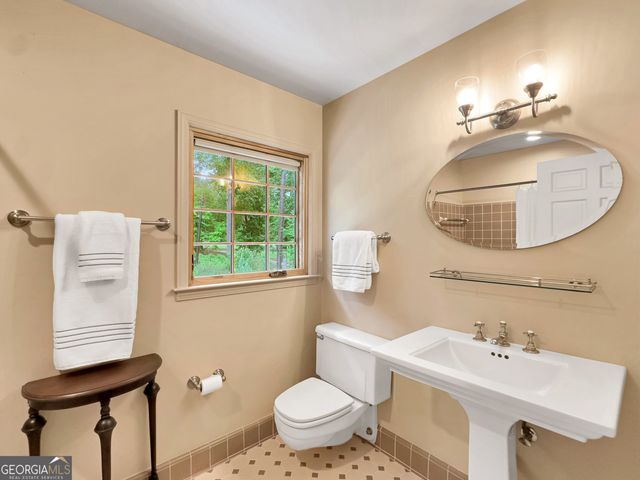 3006 Emerald Drive, Jonesboro, GA 30236