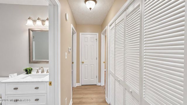 9240 Huron Drive, Olive Branch, MS 38654