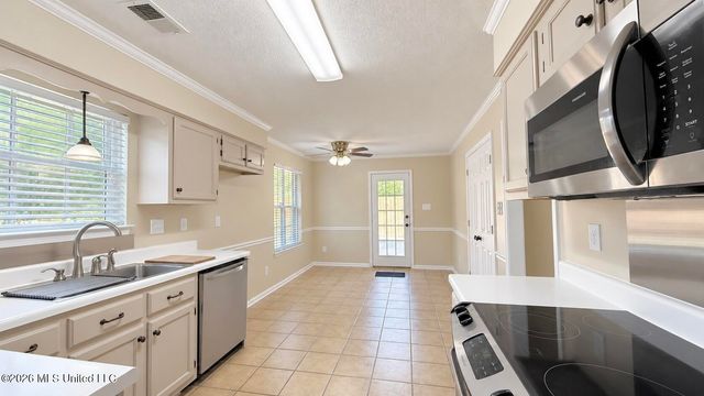 9240 Huron Drive, Olive Branch, MS 38654