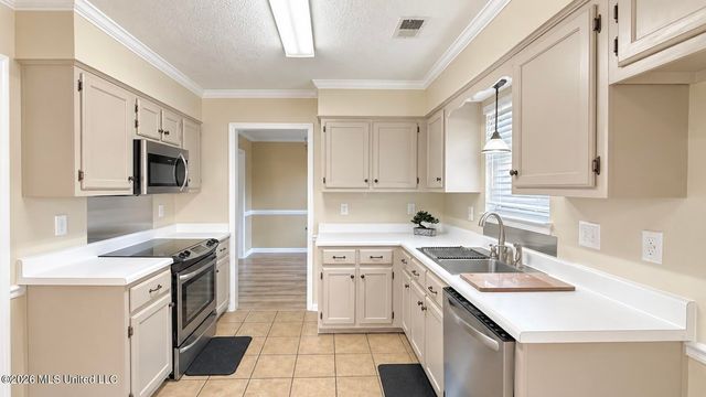 9240 Huron Drive, Olive Branch, MS 38654