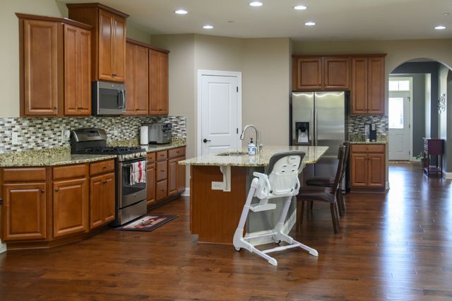 201 Cooper Ledge Cir, Franklin, TN 37064