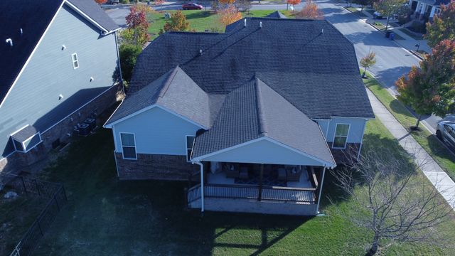 201 Cooper Ledge Cir, Franklin, TN 37064