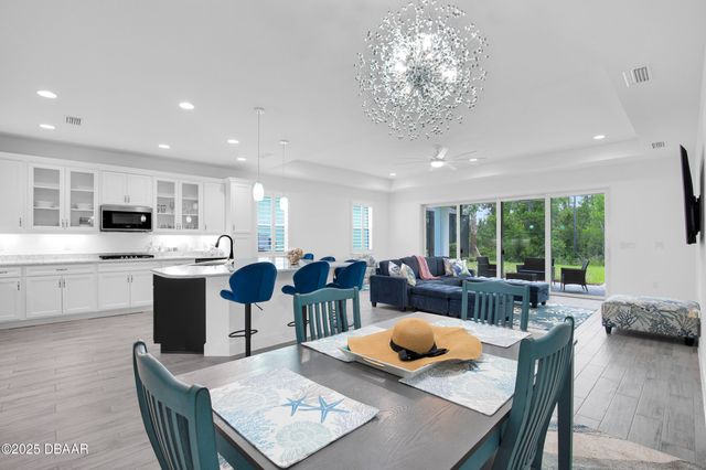 853 Bama Breeze Drive, Daytona Beach, FL 32124