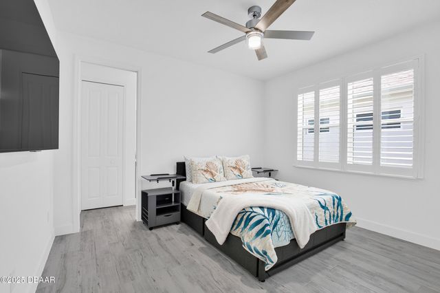 853 Bama Breeze Drive, Daytona Beach, FL 32124