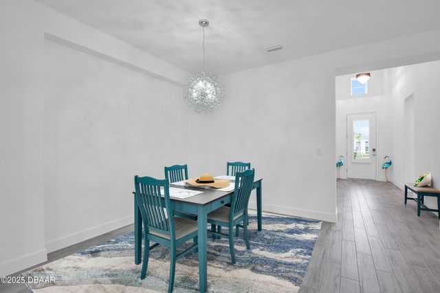 853 Bama Breeze Drive, Daytona Beach, FL 32124