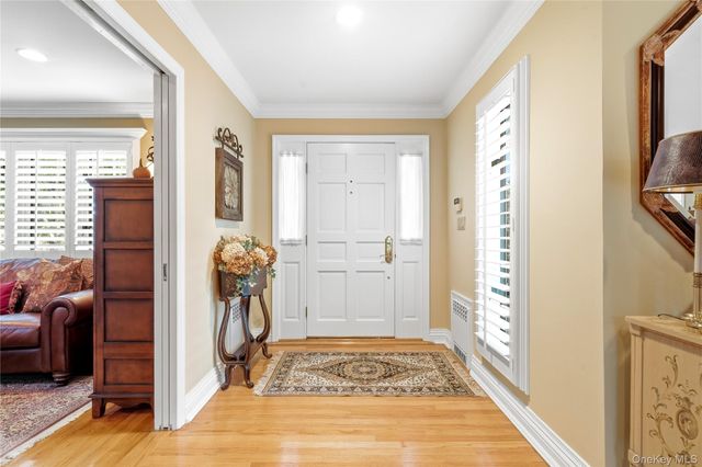 130 Fairview Road, Massapequa, NY 11758