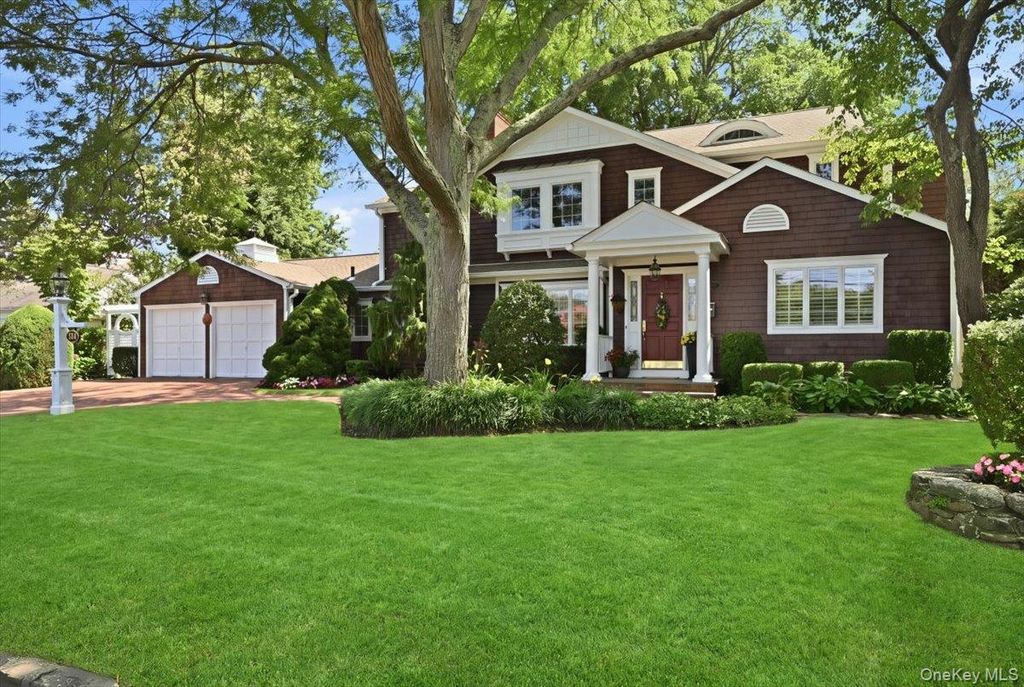 130 Fairview Road, Massapequa, NY 11758