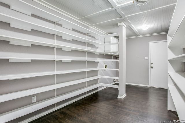 261 SAMANTHA DR, Schertz, TX 78154
