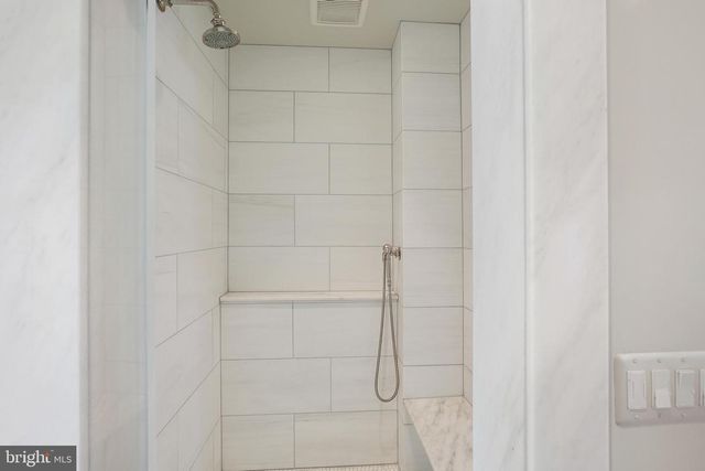 5205 WOODLAWN AVE, Chevy Chase, MD 20815