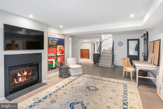 5205 WOODLAWN AVE, Chevy Chase, MD 20815