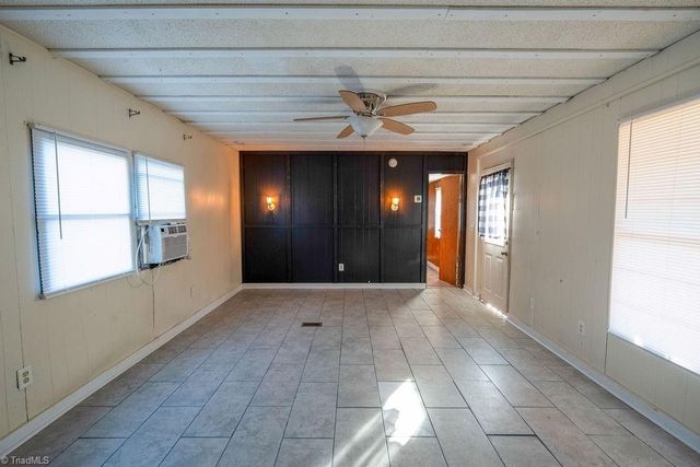 106 Daniels Dell Lane, Mount Airy, NC 27030