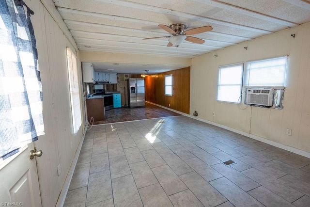 106 Daniels Dell Lane, Mount Airy, NC 27030