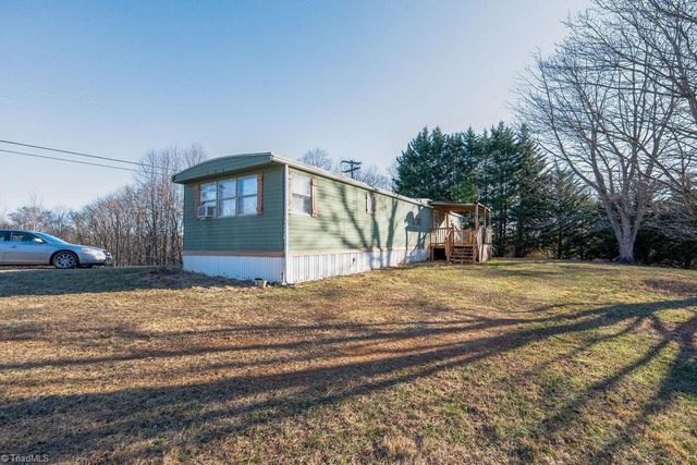 106 Daniels Dell Lane, Mount Airy, NC 27030