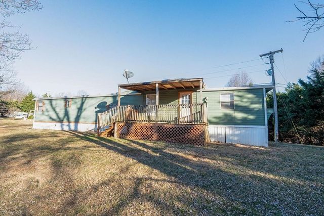 106 Daniels Dell Lane, Mount Airy, NC 27030