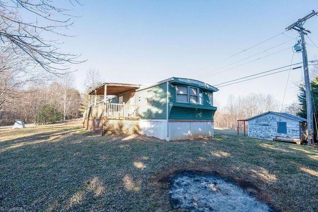 106 Daniels Dell Lane, Mount Airy, NC 27030