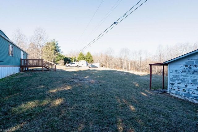 106 Daniels Dell Lane, Mount Airy, NC 27030