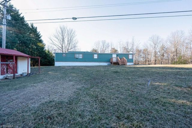 106 Daniels Dell Lane, Mount Airy, NC 27030