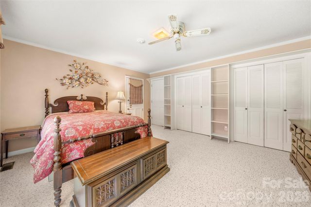 3426 Driftwood Drive, Gastonia, NC 28056