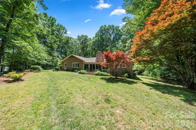 3426 Driftwood Drive, Gastonia, NC 28056
