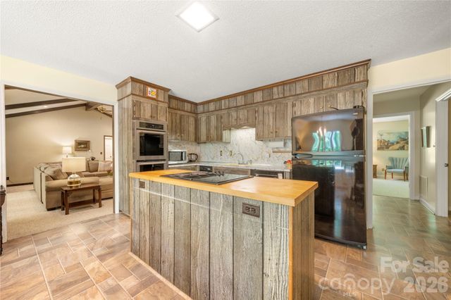 3426 Driftwood Drive, Gastonia, NC 28056