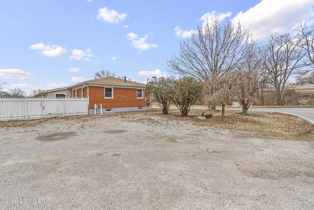 4312 Mae Ave, Louisville, KY 40216