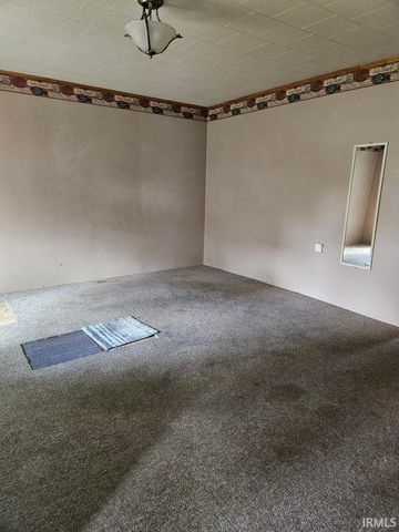 319 W Vine Street, Mitchell, IN 47446