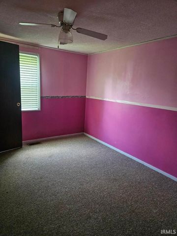 319 W Vine Street, Mitchell, IN 47446